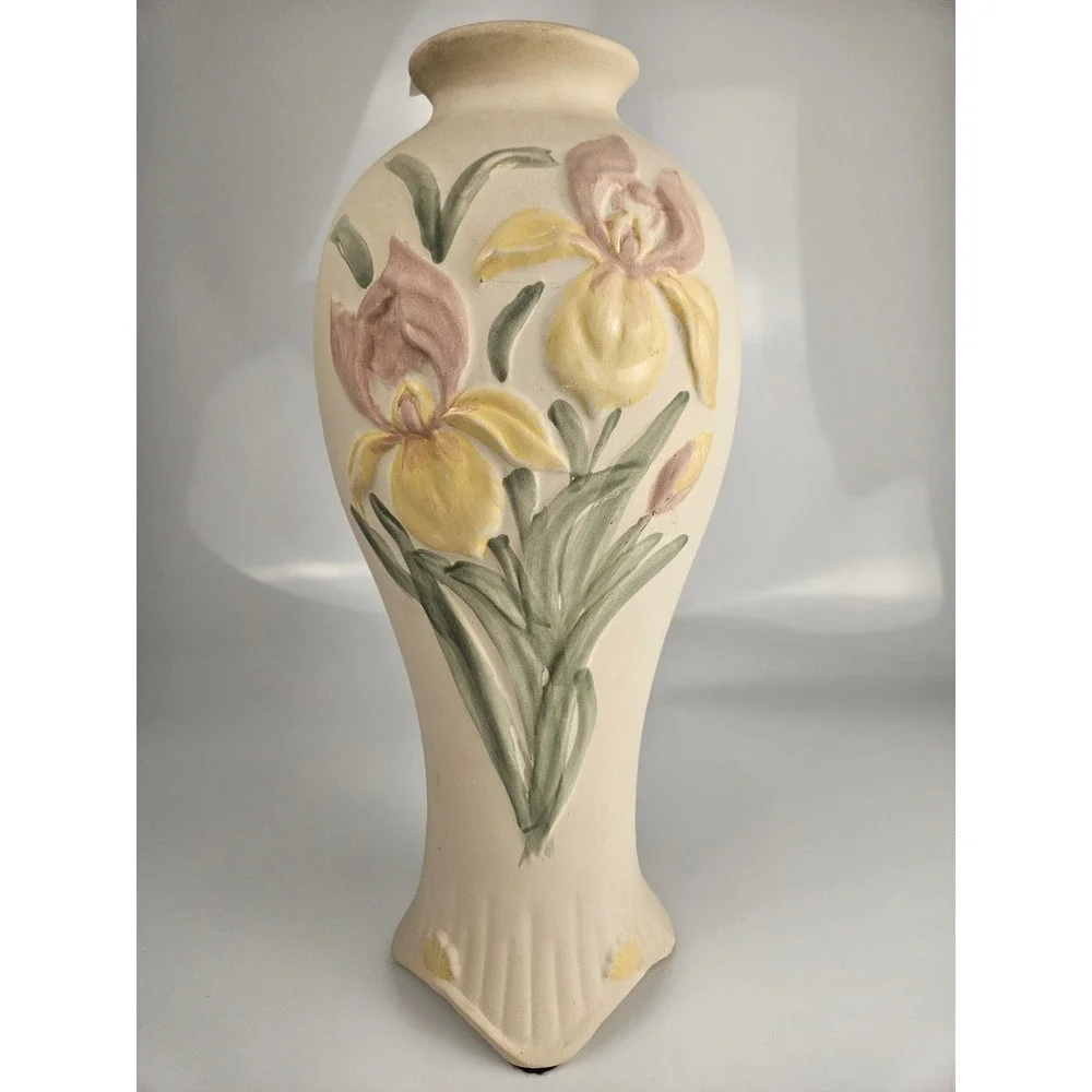 Vtg Harris Potteries Ceramic Vase Embossed Iris Flowers‎ Cream Floral Home Decor